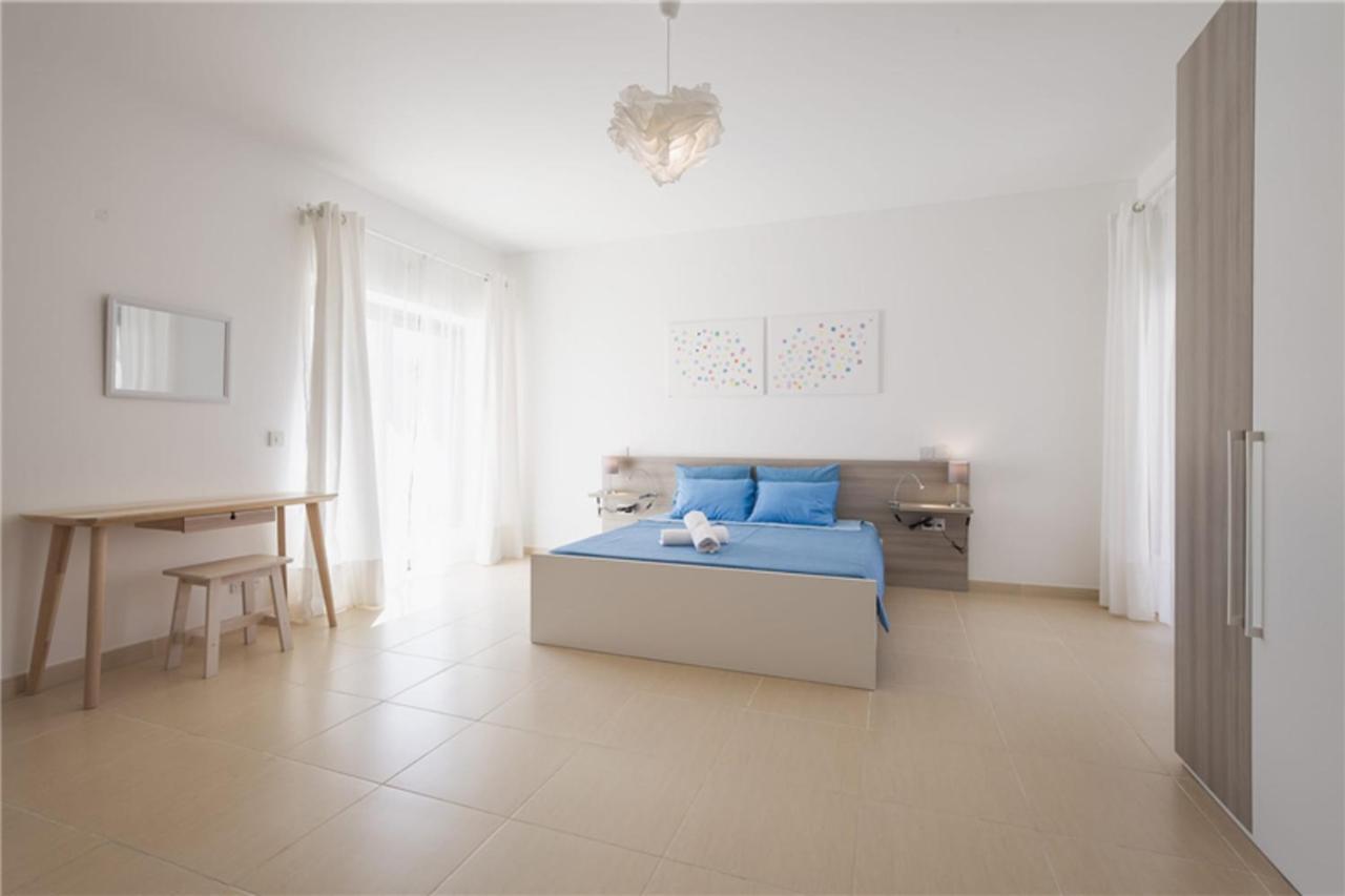 Lux Seaview & Pool-Hosted By Sweetstay Mellieħa Buitenkant foto
